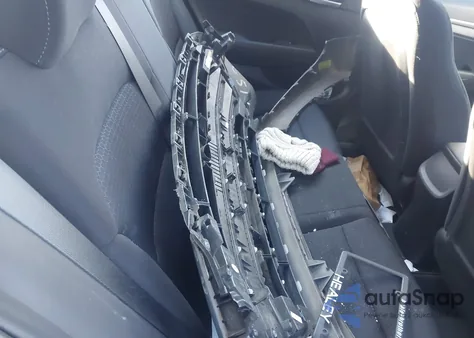 2018 Hyundai Elantra Se z USA, uszkodzony, nr VIN 5NPD74LF5JH402444